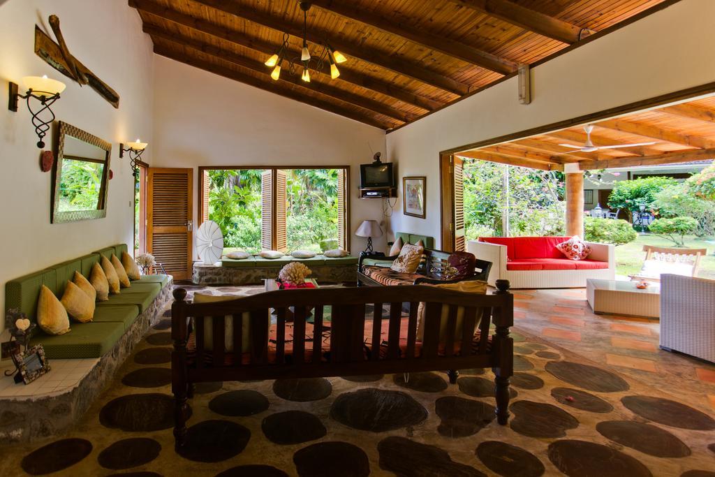 Cote Sud - Unique Villa & Bungalows Intendance Road Takamaka Стая снимка