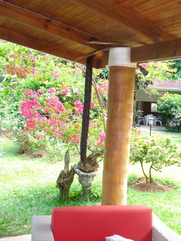 Cote Sud - Unique Villa & Bungalows Intendance Road Takamaka Стая снимка