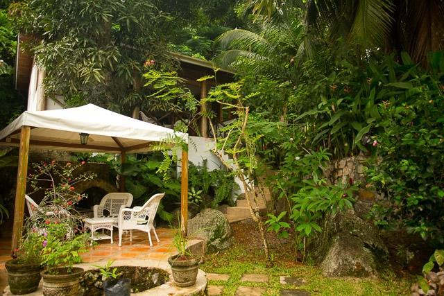 Cote Sud - Unique Villa & Bungalows Intendance Road Takamaka Екстериор снимка